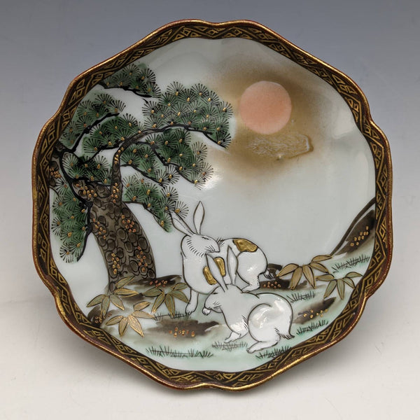 Japanese antique Meiji period Kutani ware rabbit pattern small plate